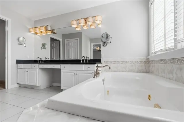 165 Sewickley Farm Cir gallery image 23