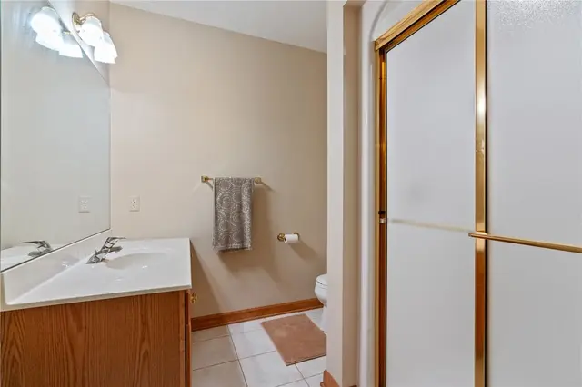 165 Wedgewood Drive gallery image 33