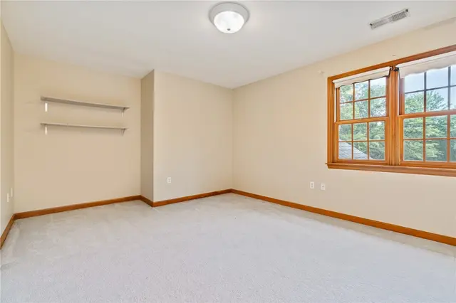 165 Wedgewood Drive gallery image 44