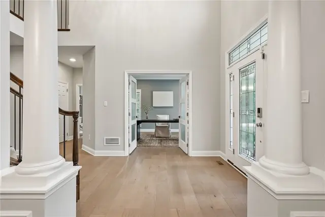 1659 Blackburn Heights Drive gallery image 12