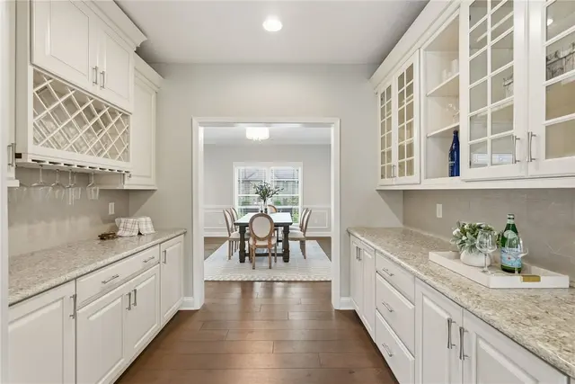 1659 Blackburn Heights Drive gallery image 13