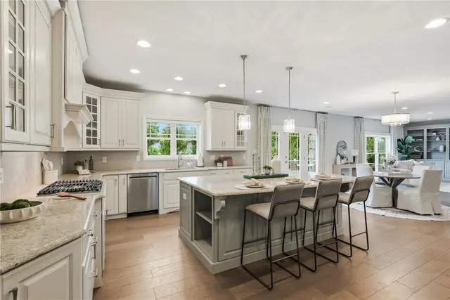 1659 Blackburn Heights Drive gallery image 16