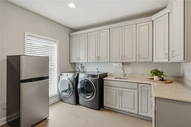 1659 Blackburn Heights Drive gallery image 28