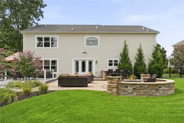 1659 Blackburn Heights Drive gallery image 30