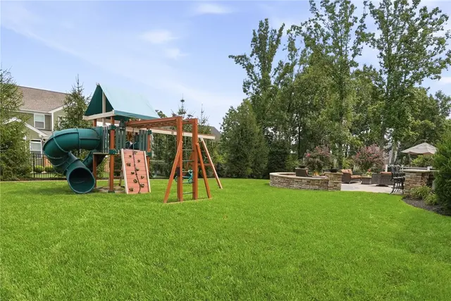 1659 Blackburn Heights Drive gallery image 34