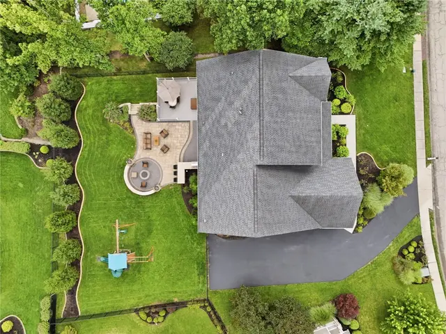 1659 Blackburn Heights Drive gallery image 35