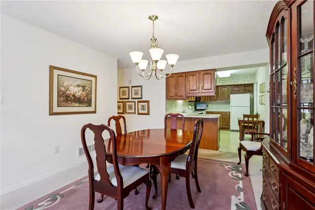 166 Steeplechase Cir gallery image 3