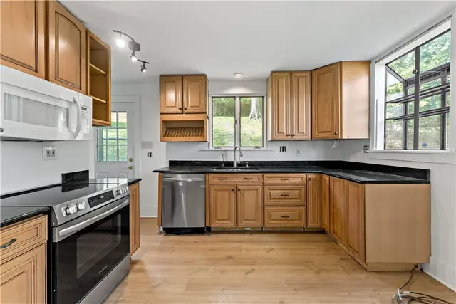 166 Warrendale Bakerstown Rd gallery image 15