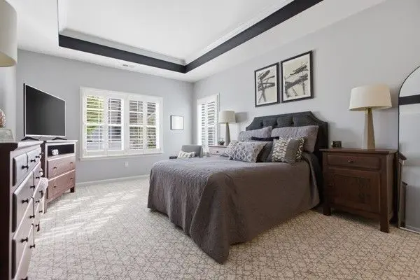167 Independence WAY gallery image 4