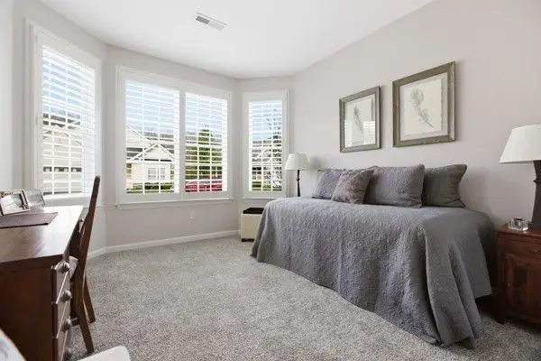 167 Independence WAY gallery image 20