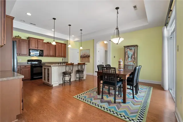 168 Cobblestone Dr gallery image 28