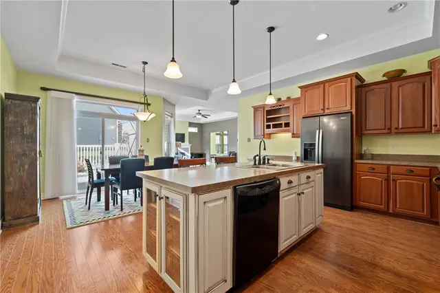 168 Cobblestone Dr gallery image 29