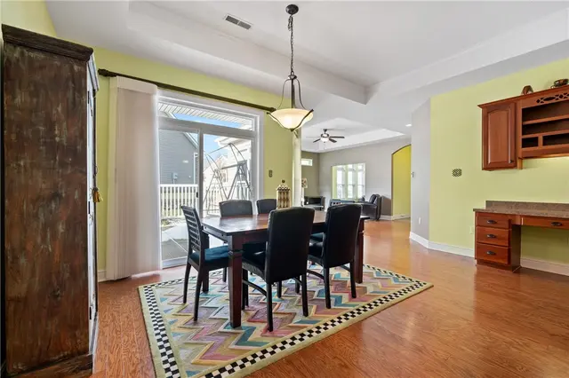 168 Cobblestone Dr gallery image 32