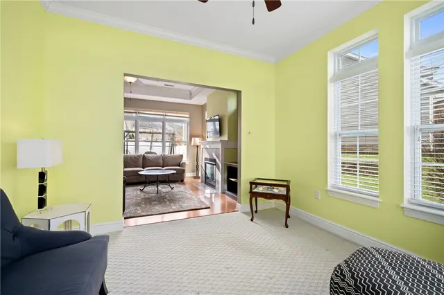 168 Cobblestone Dr gallery image 33