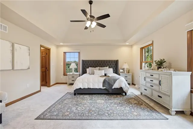 1689 Sturbridge Dr gallery image 4