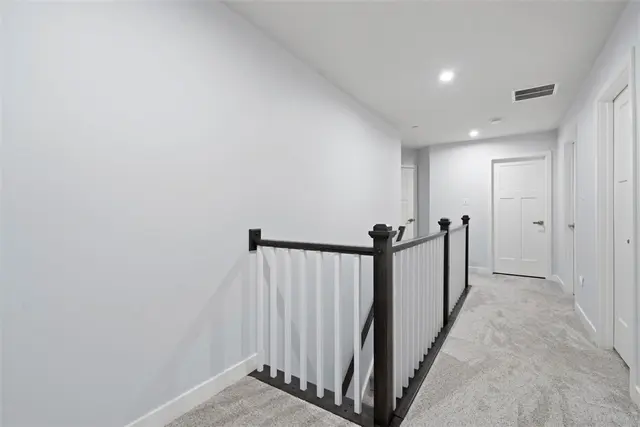 169 Dana Drive gallery image 5