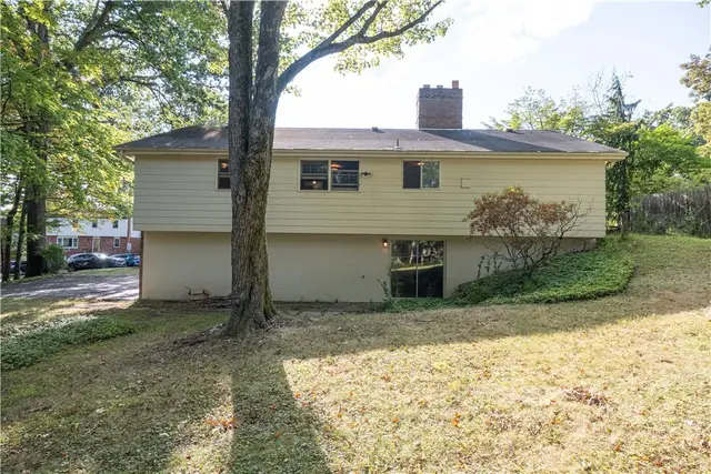 170 Mayer Dr gallery image 34