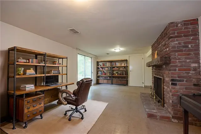 170 Mayer Dr gallery image 38