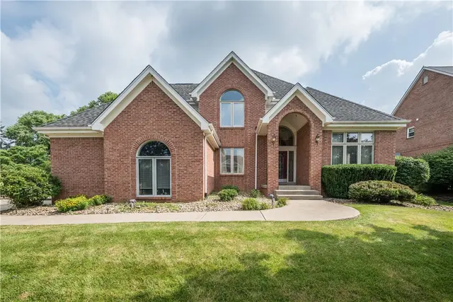 170 Pinehurst Dr gallery image 2