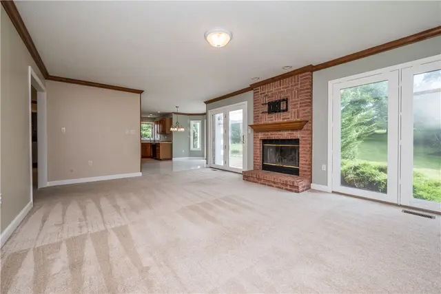 170 Pinehurst Dr gallery image 21