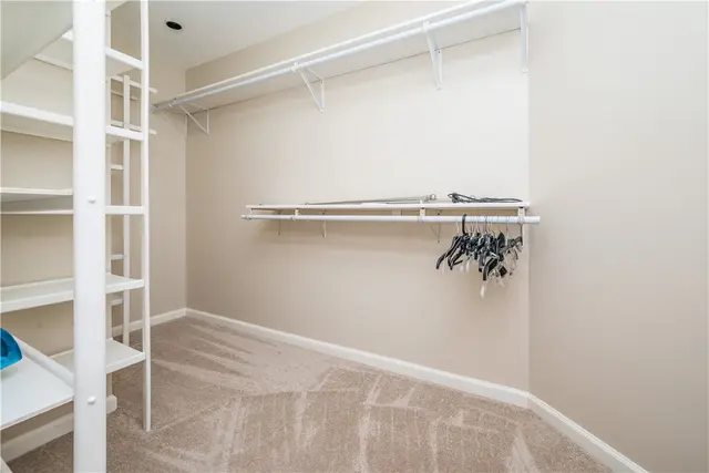 170 Pinehurst Dr gallery image 40