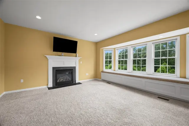 1702 S Hawthorn Ct gallery image 25