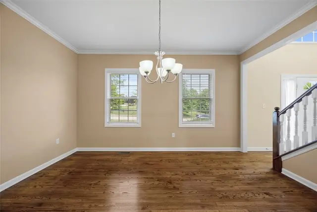 1702 S Hawthorn Ct gallery image 40