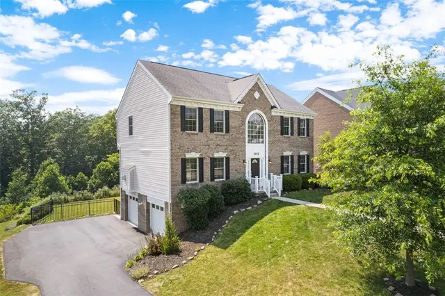 1702 S Hawthorn Ct gallery image 42