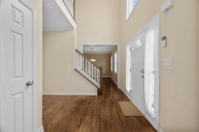 1702 S Hawthorn Ct gallery image 49