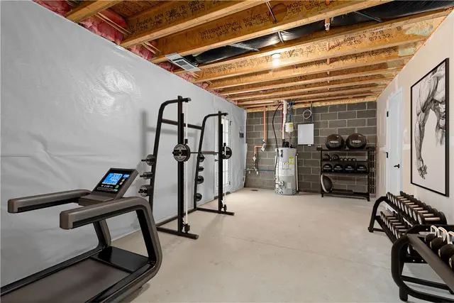 1703 Pointe View Drive gallery image 2