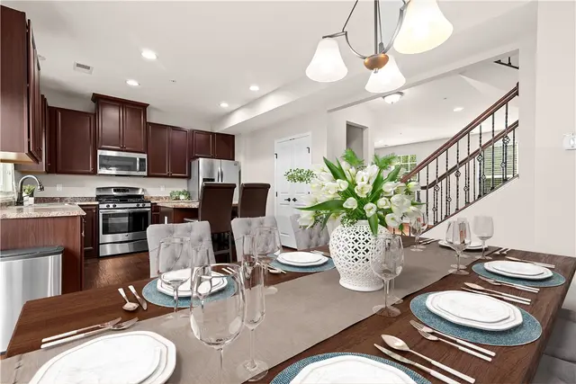 1703 Pointe View Drive gallery image 13