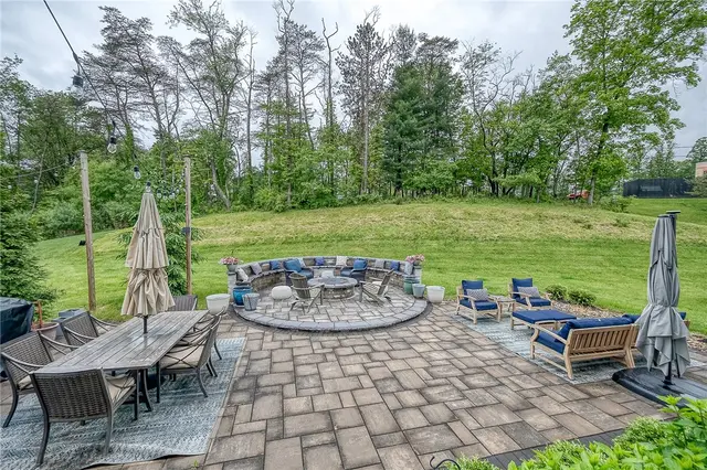 1703 Stevensan gallery image 30