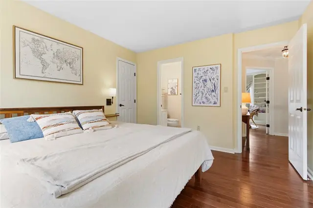1704 Saw Grass Ct gallery image 8
