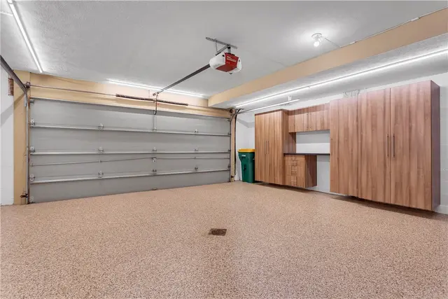 1707 Waterleaf Dr gallery image 19
