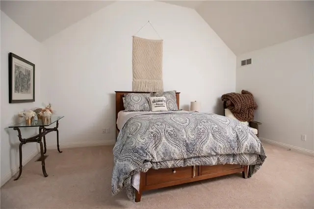 1715 Waterleaf Dr gallery image 3