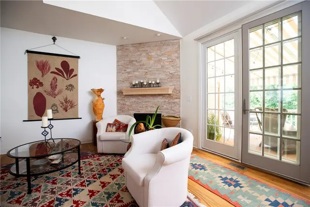 1715 Waterleaf Dr gallery image 11