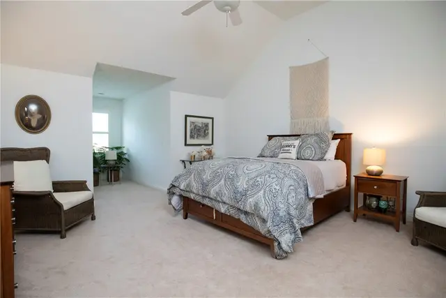 1715 Waterleaf Dr gallery image 17