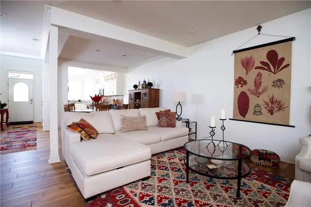 1715 Waterleaf Dr gallery image 18