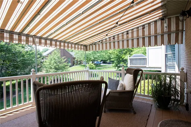 1715 Waterleaf Dr gallery image 24