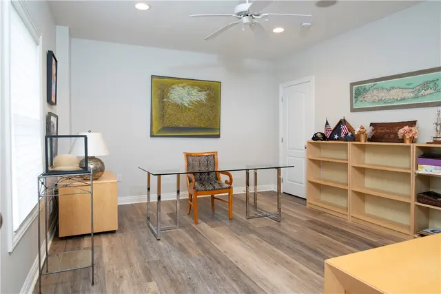 1715 Waterleaf Dr gallery image 29