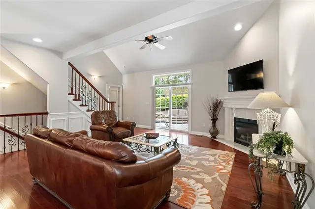 1737 Waterleaf Dr gallery image 14