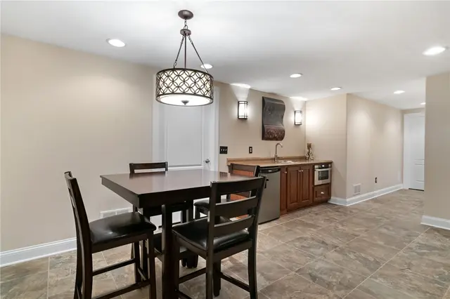 1737 Waterleaf Dr gallery image 22