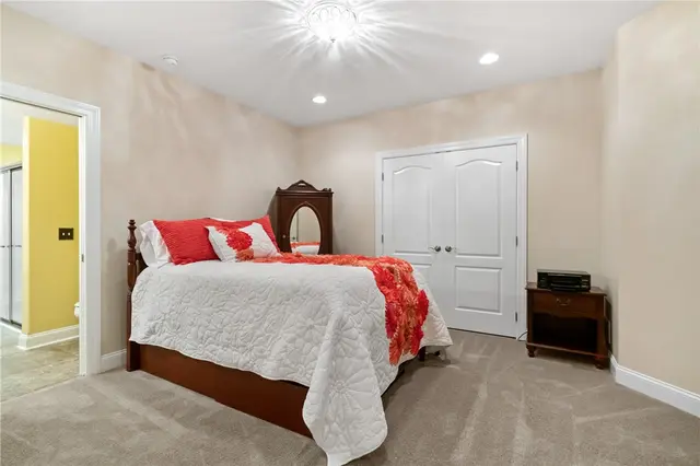 1737 Waterleaf Dr gallery image 30