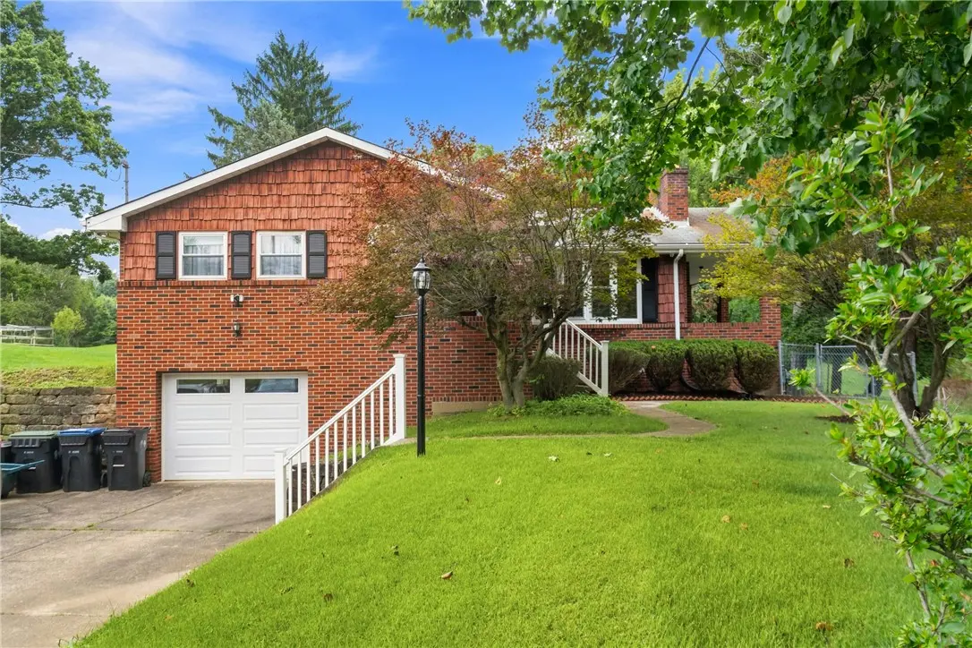 1739 Sample Road