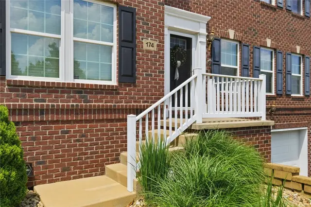 174 Broadstone Dr gallery image 17