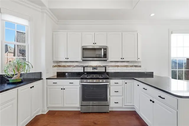 1742 Waterleaf Dr gallery image 19