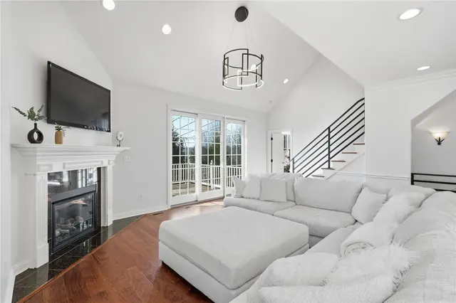 1742 Waterleaf Dr gallery image 21