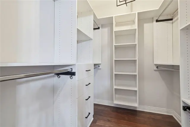 1742 Waterleaf Dr gallery image 30