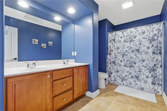 1742 Waterleaf Dr gallery image 36