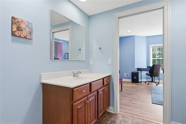 1742 Waterleaf Dr gallery image 42